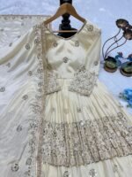 ✨ Heavy Chinon Silk Embroidered Lehenga Set with Real Mirror Work - Image 5